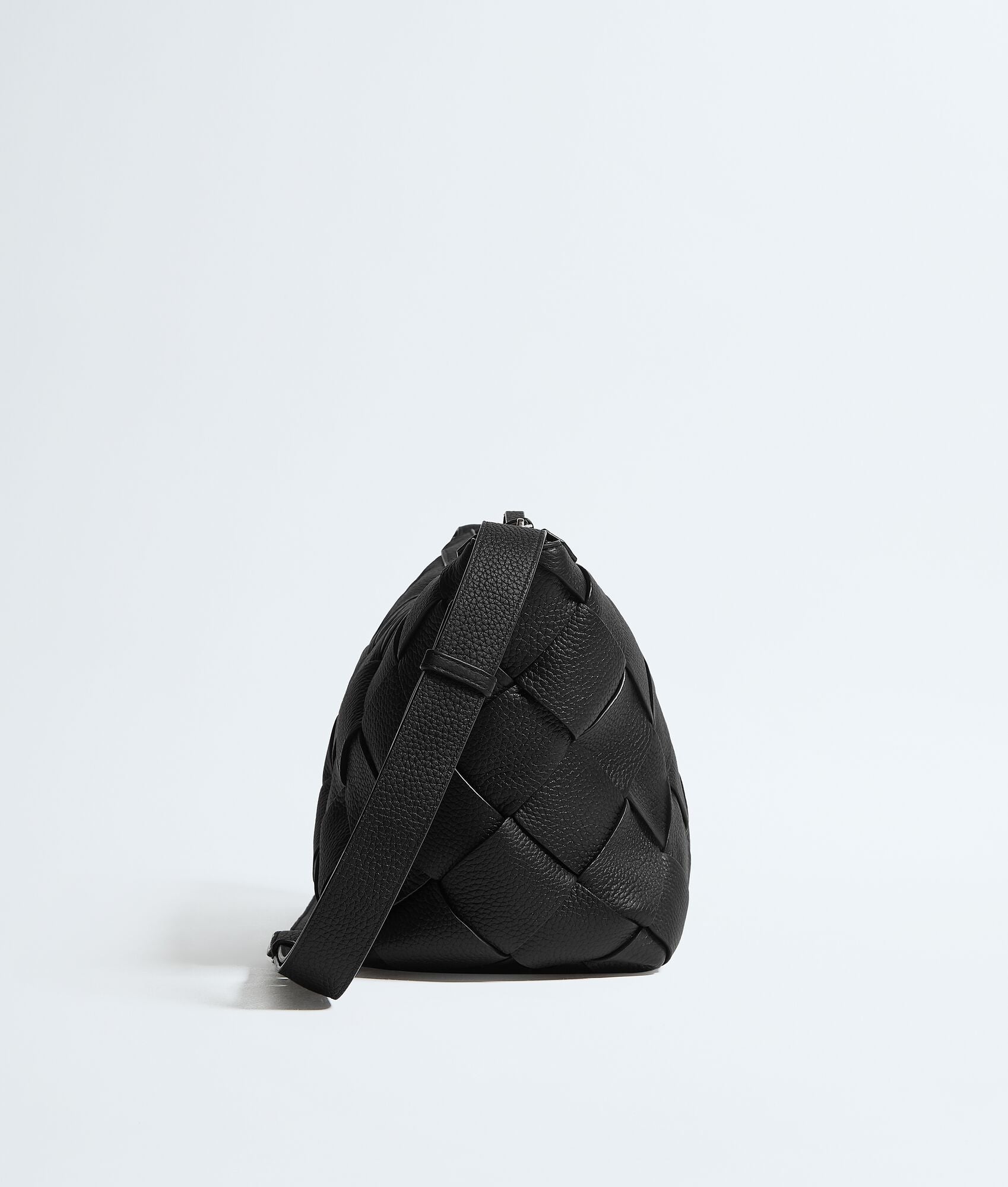 Nyttra Women's Black Woven Leather Hobo Bag