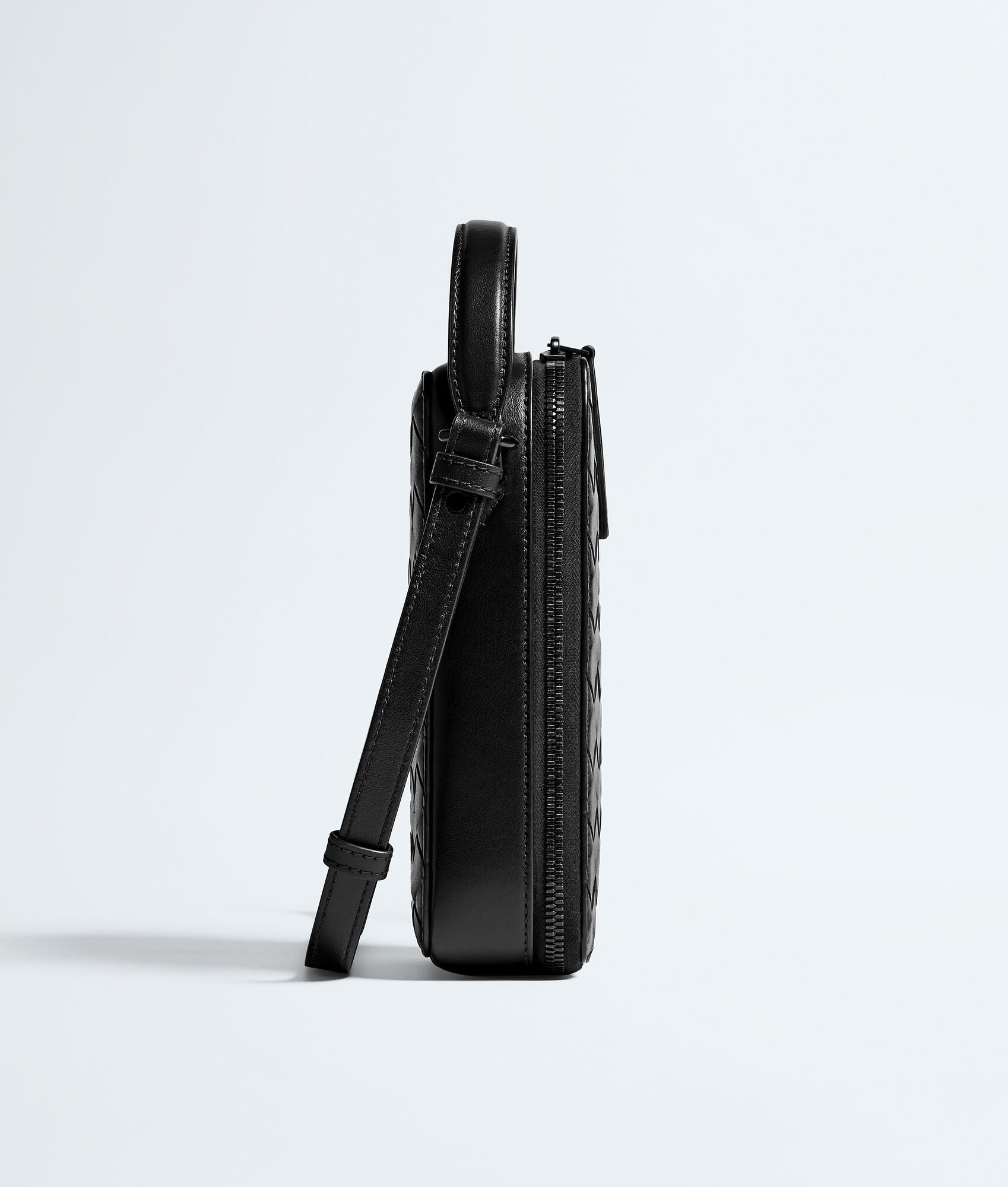 Nyttra Women's Black Woven Leather Phone Crossbody Pouch